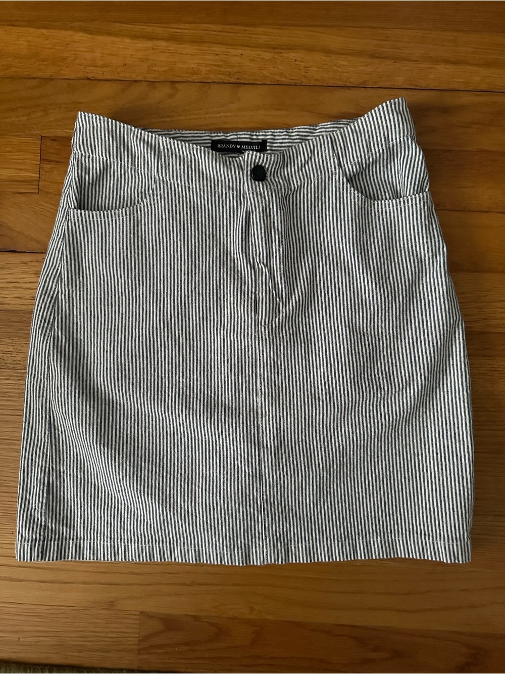 Brandy Melville mini skirt - Picture 1 of 4